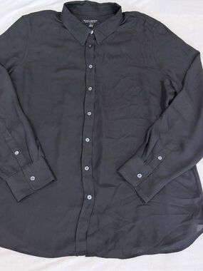 Banana Republic Dillon Classic Fit Top Women’s Large Black L/Sleeve Button Down